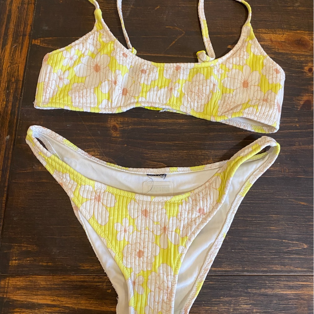 Triangl bikini